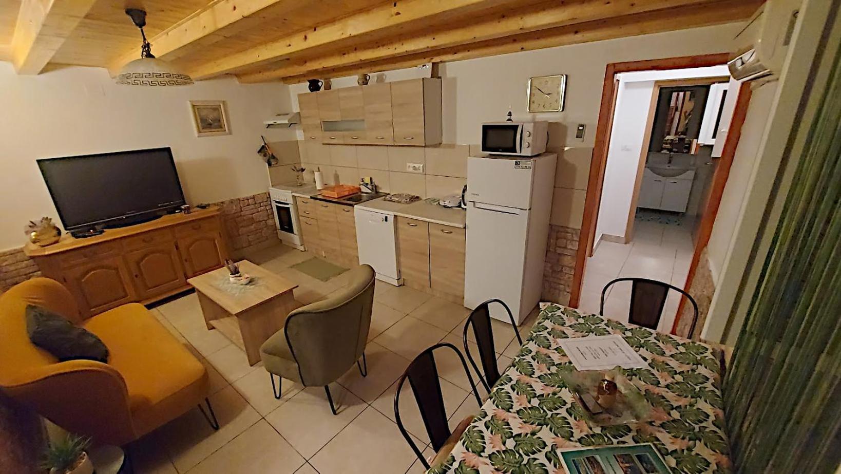 Holiday House Letizia 프레멘투라 외부 사진